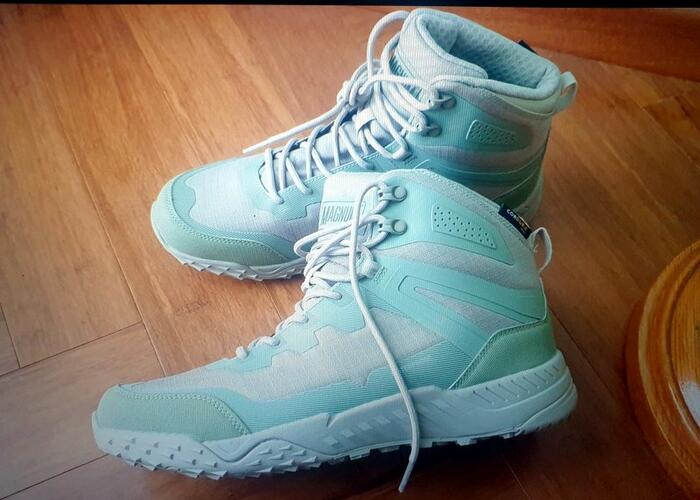 Grajewo ogłoszenia: Witam.
Sprzedam b. ładne  markowe buty sportowe, rozmiar 43....